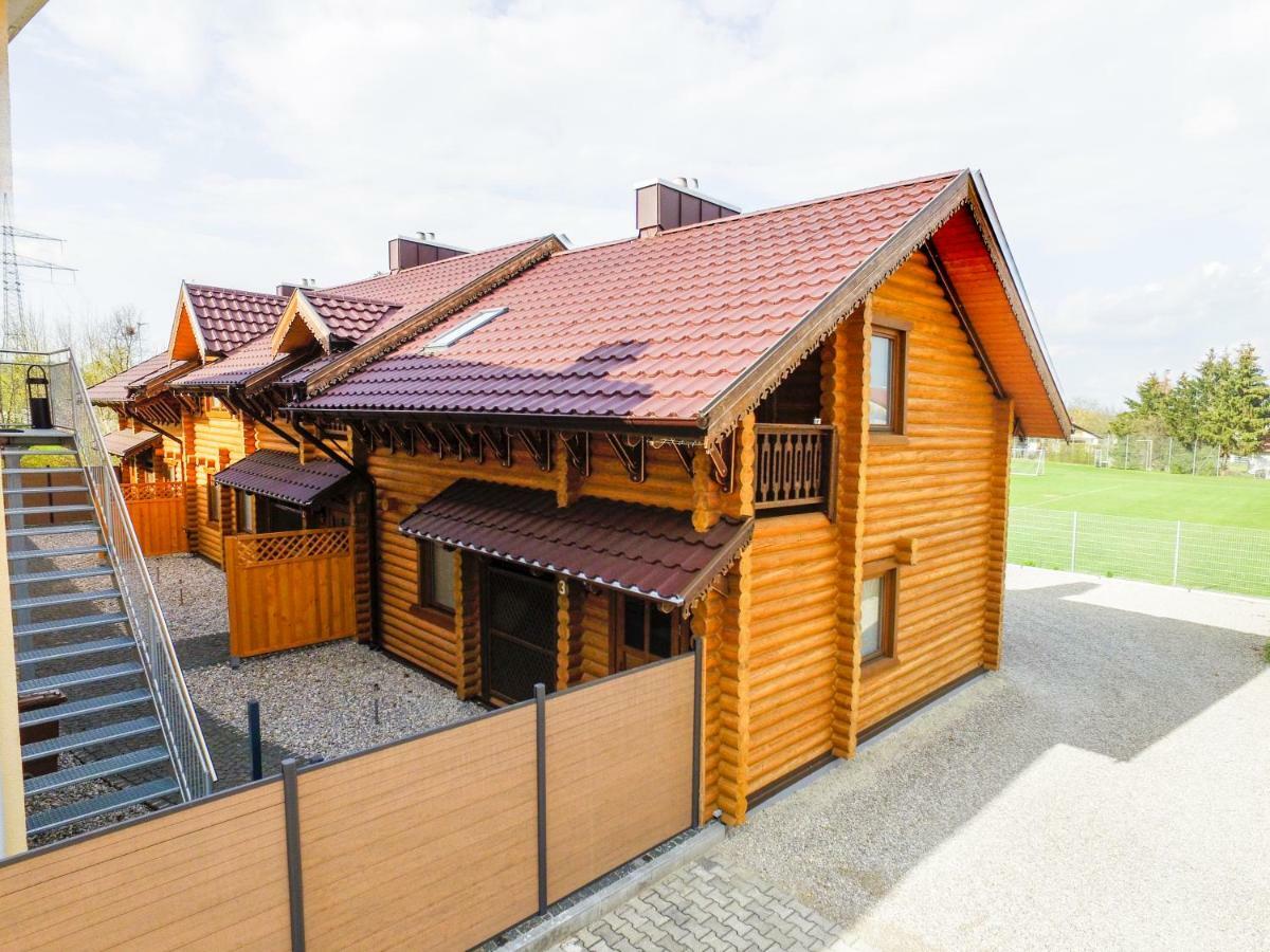 Drei Baeren Inn Aichach Esterno foto